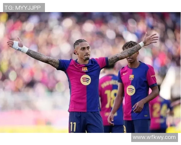 拉菲尼亚精彩助攻助力巴萨逆转胜利展现团队默契与实力