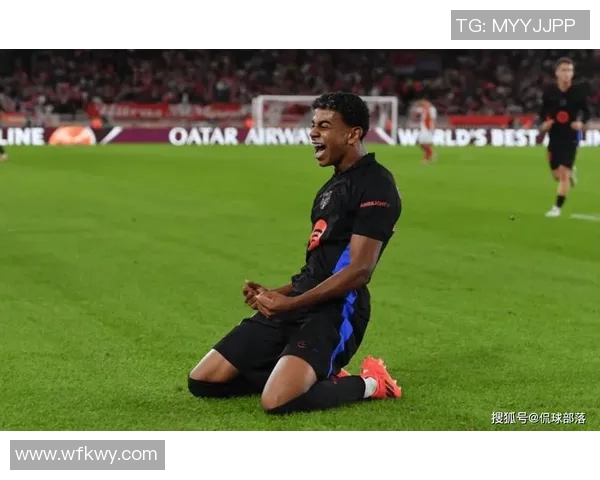 巴尔德在欧冠赛场助攻破门展现惊人实力引发热议