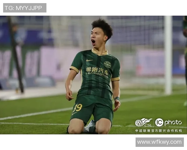 王钰栋梅开二度助力浙江队勇夺胜利展现出色竞技状态