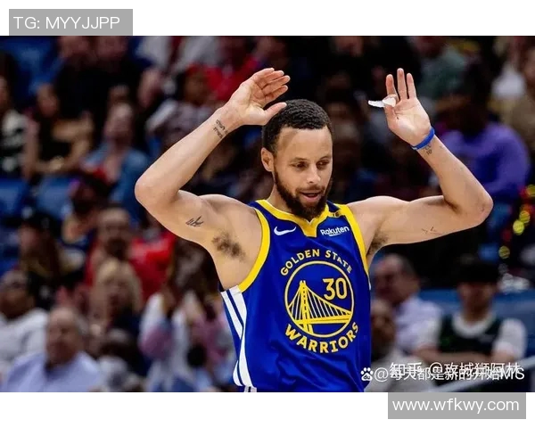 勇士主帅盛赞库里表现：他是球队灵魂和领袖