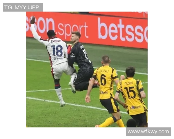 塞维利亚宣布签下国米前锋马丁内斯,增强锋线实力 塞维利亚宣布签下国米前锋马丁内斯,增强锋线实力