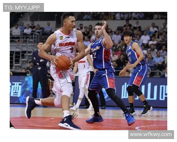 易建联带领广东华南虎豪取七连胜,稳坐CBA榜首位置 易建联带领广东华南虎豪取七连胜,稳坐CBA榜首位置