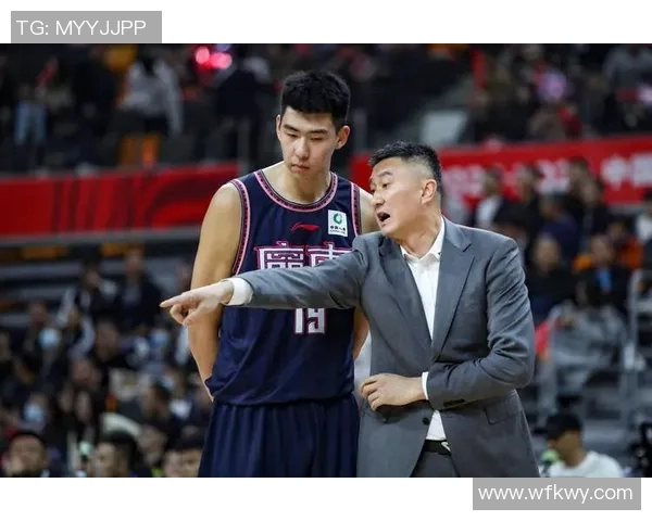 约翾-埃格伯努与广东队续约三年,成为球队核心力量 约翾-埃格伯努与广东队续约三年,成为球队核心力量